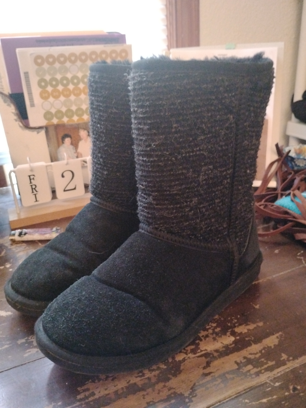 Minnetonka Black Mid-Calf Knit-Fabric Winter Boots Sz 10